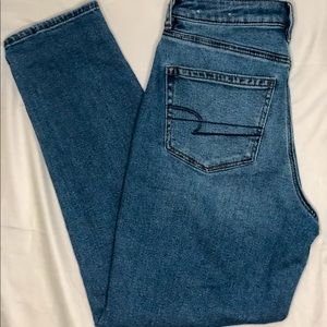 American Eagle Mom Jeans